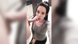 Lovely Teen Milks out a Load